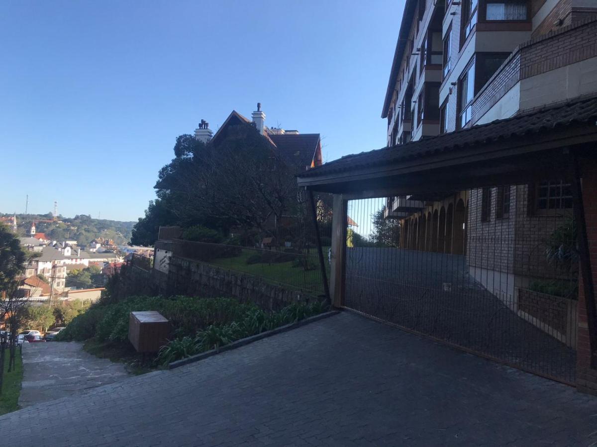 Flat Morada Das Hortensias Centro - Proximo Da Rua Coberta Gramado Dış mekan fotoğraf